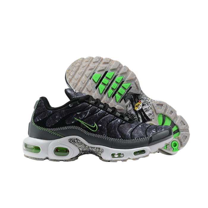 Air Max Plus TN1 “Green Regrind“