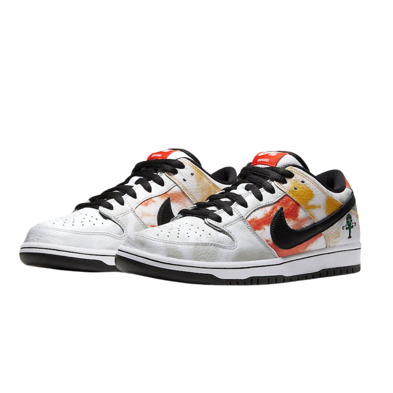 Nike Dunk SB “Rayguns White“