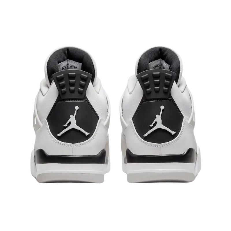 Air Jordan 4 “Retro Military Black“