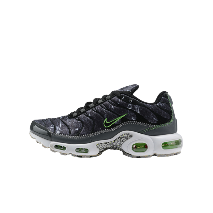 Air Max Plus TN1 “Green Regrind“