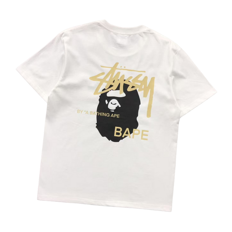 Camiseta Bape × Stussy "By A Bathing Ape"