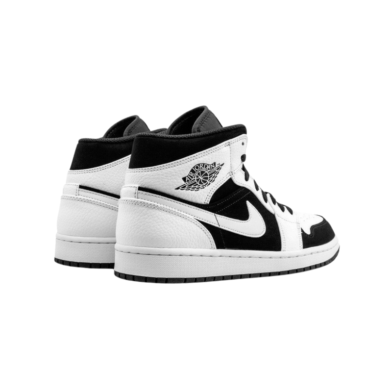 Air Jordan 1 Mid “Tuxedo“