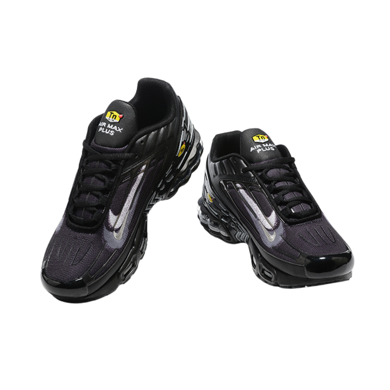 Air Max Plus TN3 “Black Giant Swoosh“