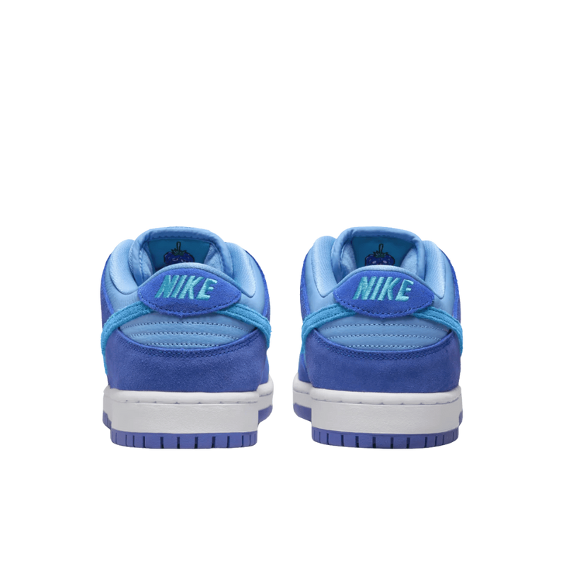 Nike Dunk SB “Blue Raspberry“