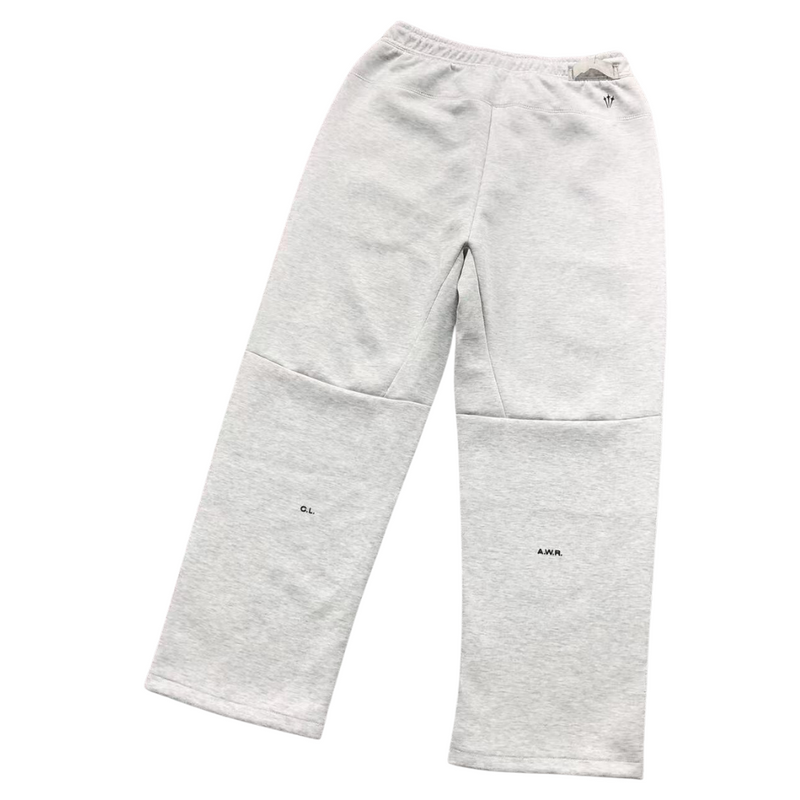 Conjunto NOCTA x Nike Tech Fleece "White Tint"